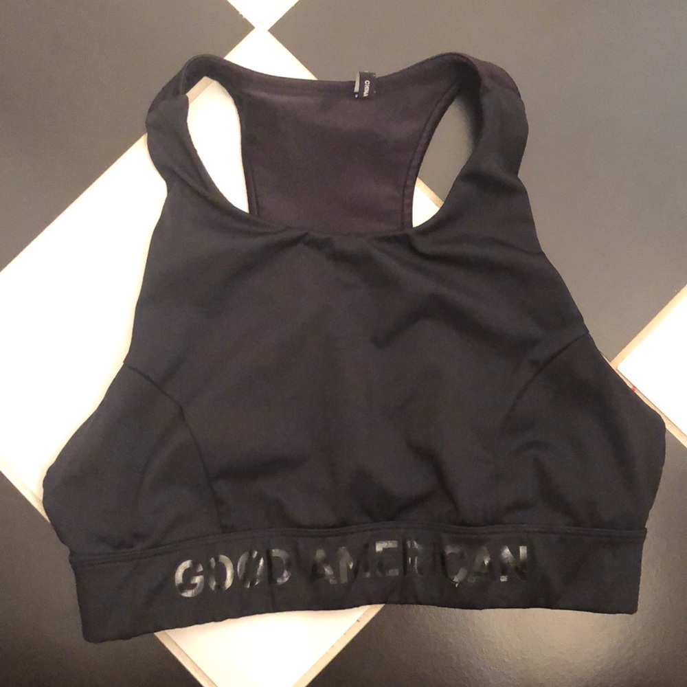 Good American black sports bra